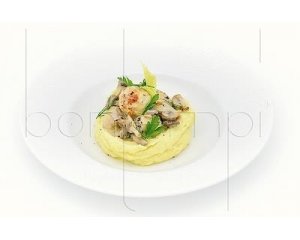 Изображение Куриные фрикадельки с грибным соусом